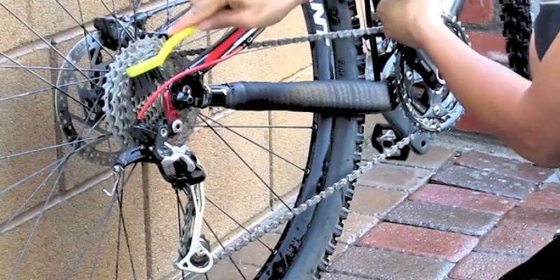 5 Easy And Efficient Steps On How To Clean Bike Chain