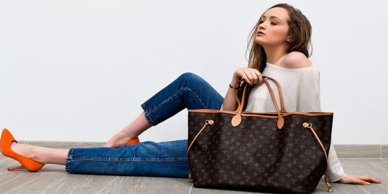 Selling Luxury Handbag