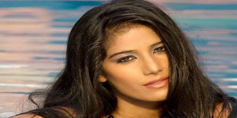 Poonam Pandey Instagram Photos