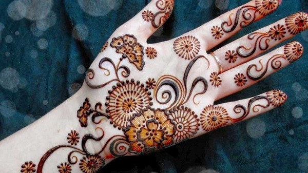 Easy Mehndi Design