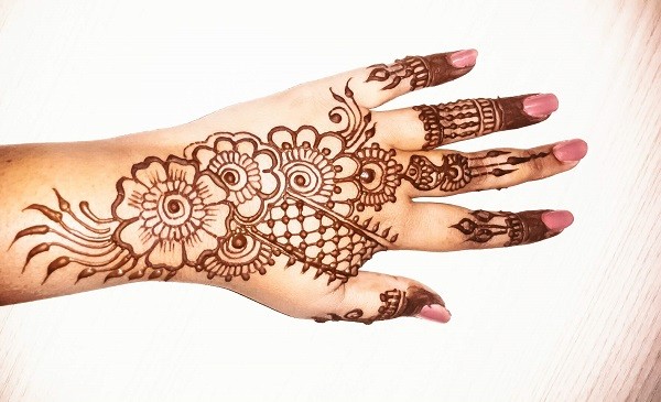 Easy Mehndi Design