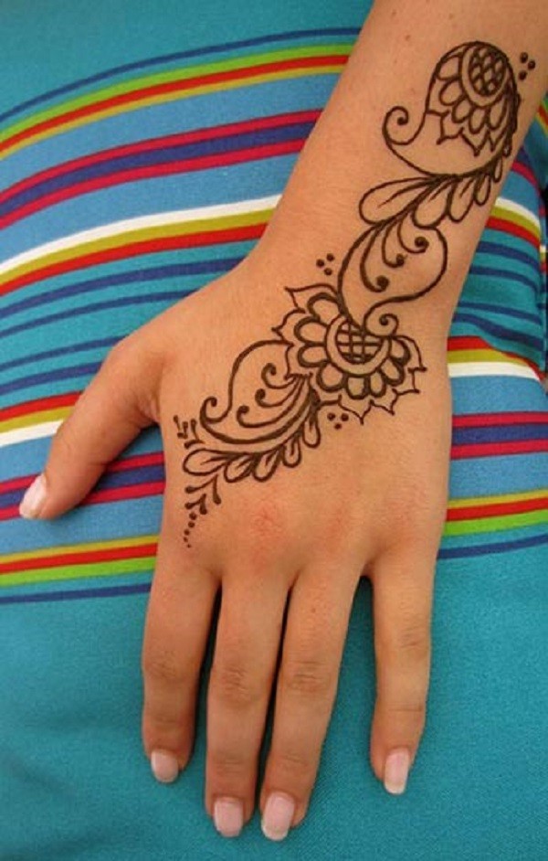 Easy Mehndi Design