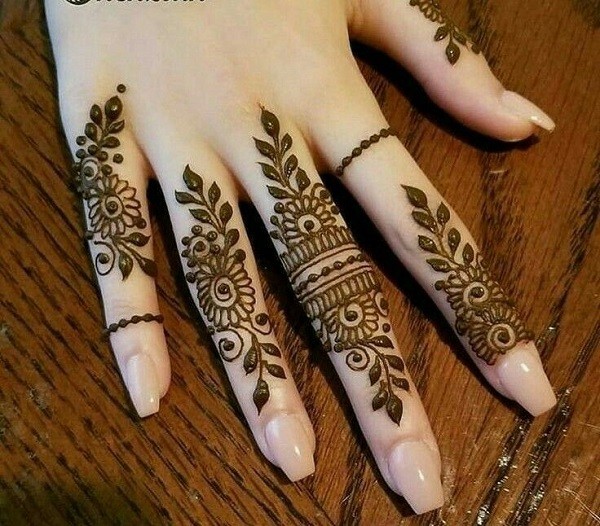 Easy Mehndi Design