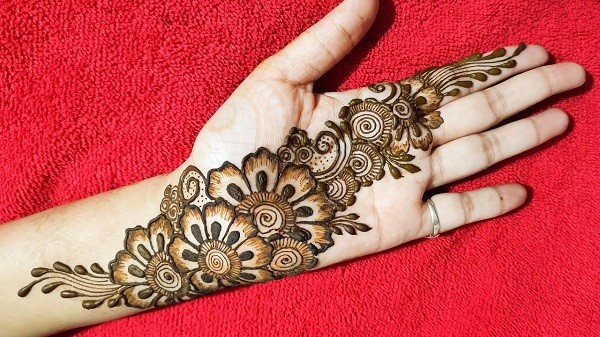 Front Hand Mehndi Designs