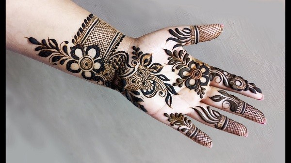 Front Hand Mehndi Designs