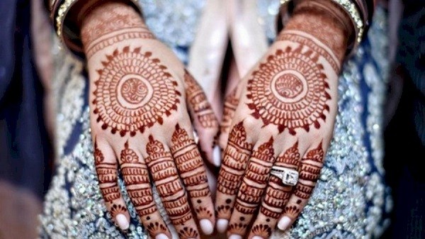 Simple Mehndi Designs