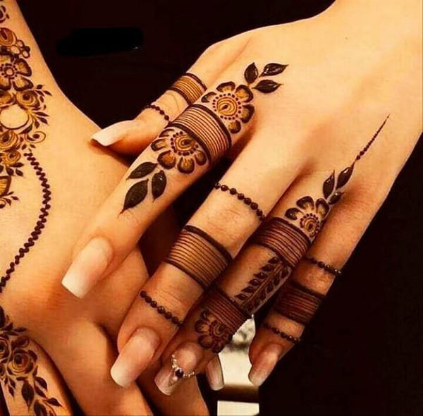 Simple Mehndi Designs