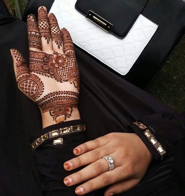 Simple Mehndi Designs