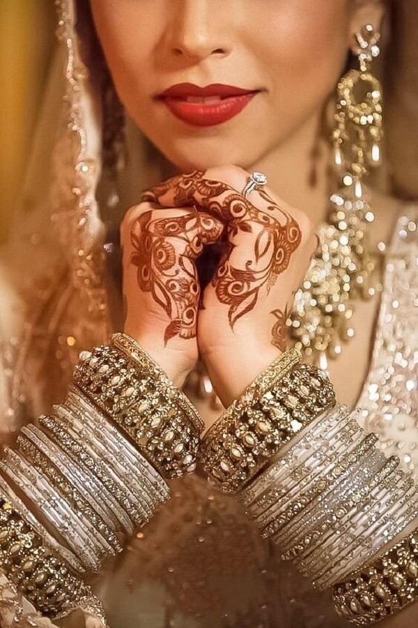 Simple Mehndi Designs