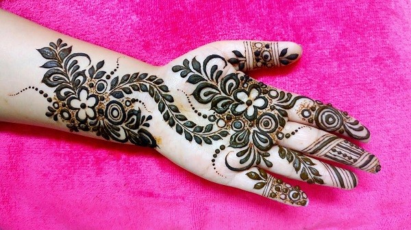 Simple Mehndi Designs