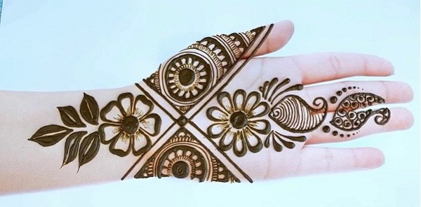 Simple Mehndi Designs