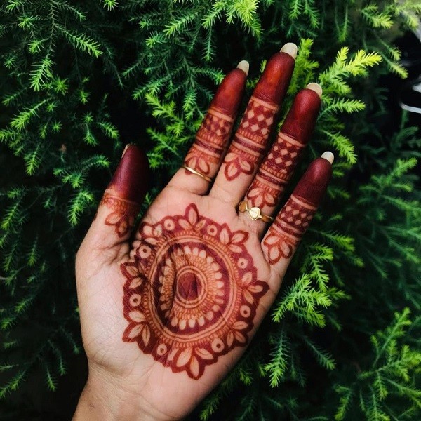 Simple Mehndi Designs