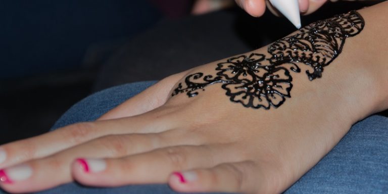 Simple Mehndi Designs