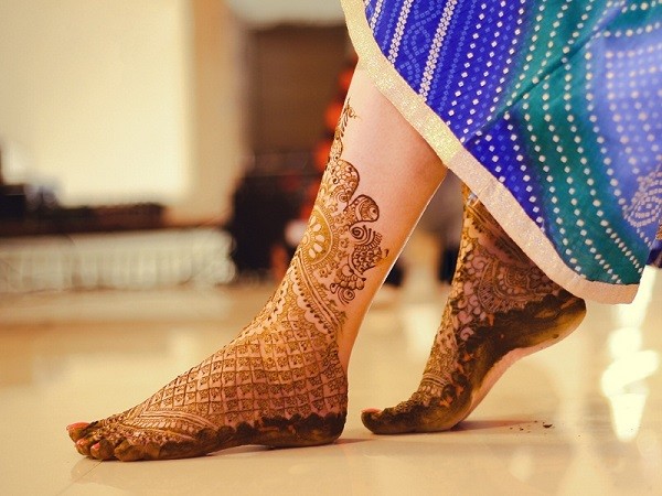 Leg Mehndi Design