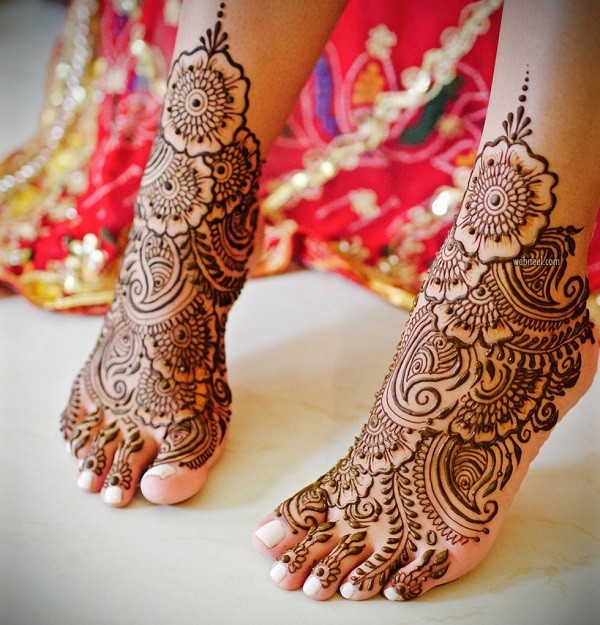 Leg Mehndi Design