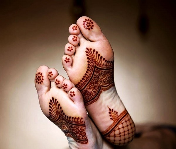 Leg Mehndi Design