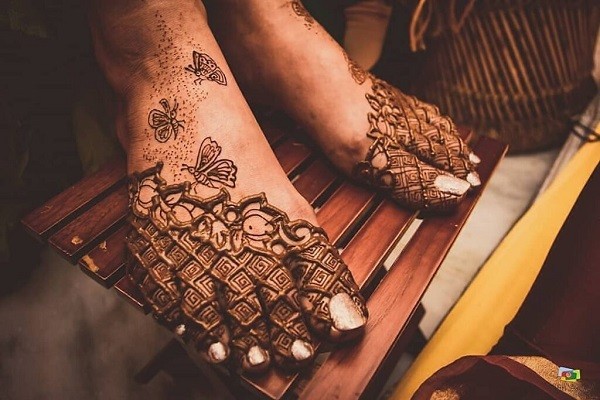 Leg Mehndi Design