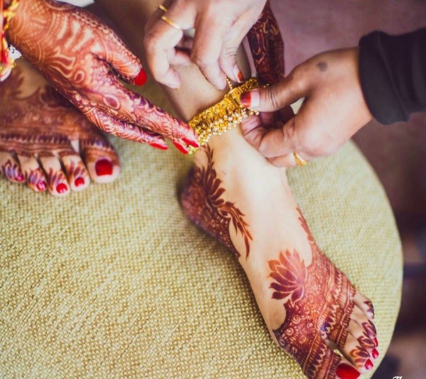 Leg Mehndi Design