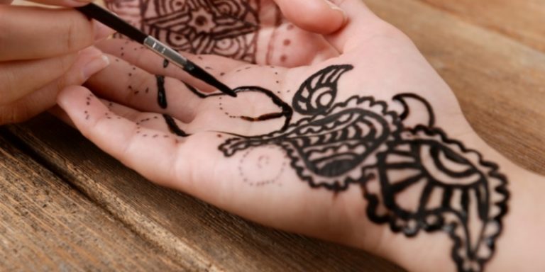 Right Hand Mehndi Designs