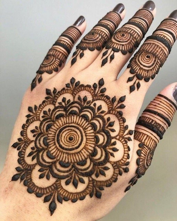 Round Mehndi Design