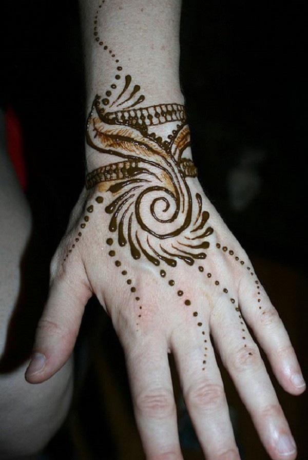 Round Mehndi Design