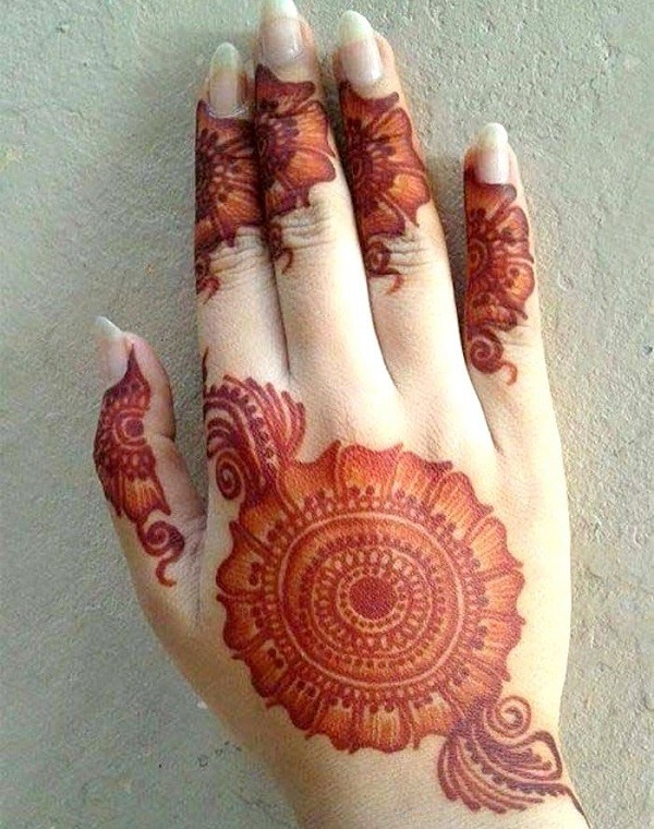 Round Mehndi Design