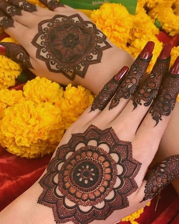 Round Mehndi Design