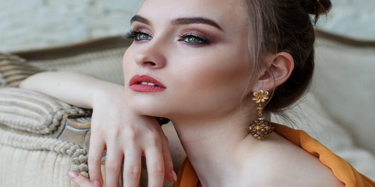 Essential Rules for Choosing Fashion Accessories