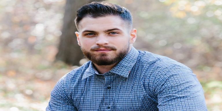 Tips To Look Attractive In A Shirt