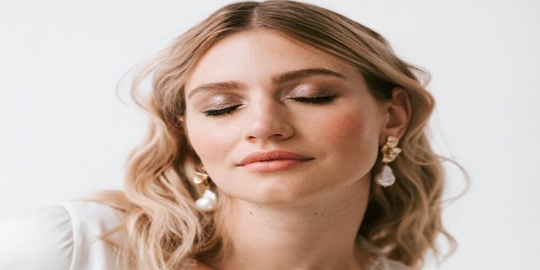 Why Should You Buy Unique Earrings Online