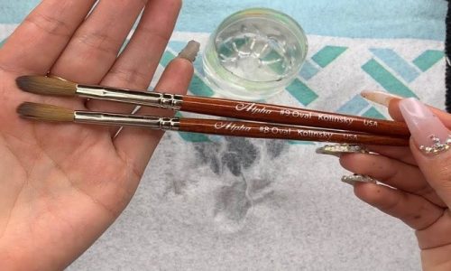 How To Clean Acrylic Nail Brushes?