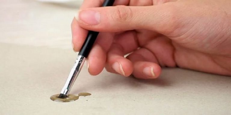 How To Clean Gel Nail Brushes