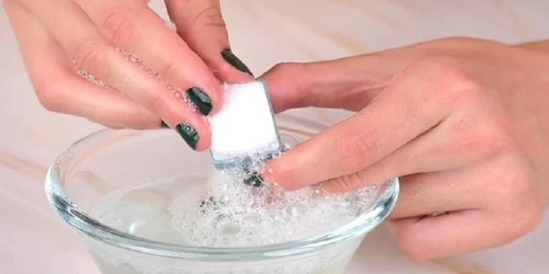How To Clean Nail Stamping Plates