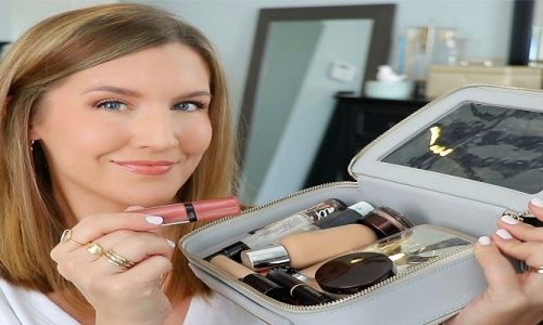 How To Pack Makeup For Travel?