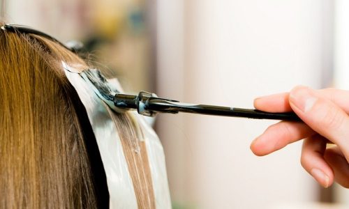 How Long Can Hair Dye Sit Out After Mixed?