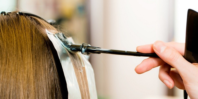 How Long Can Hair Dye Sit Out After Mixed?