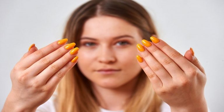 How To Itch With Fake Nails