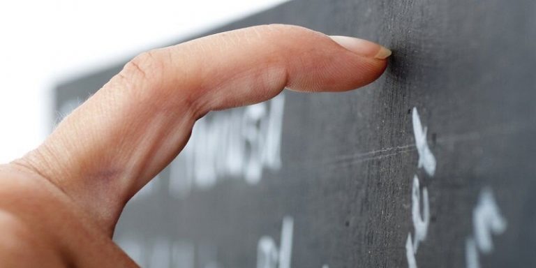 How To Rock Climb With Long Nails