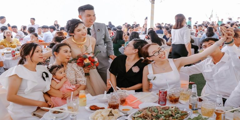 How To Dress as a Guest at a Wedding