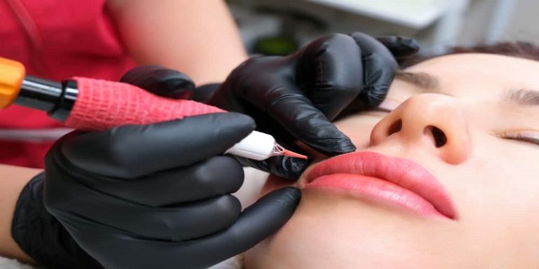 How Long Do Lip Tattos Last