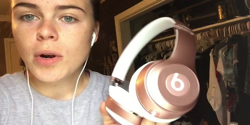 How To Clean Beats Headphones From Makeup