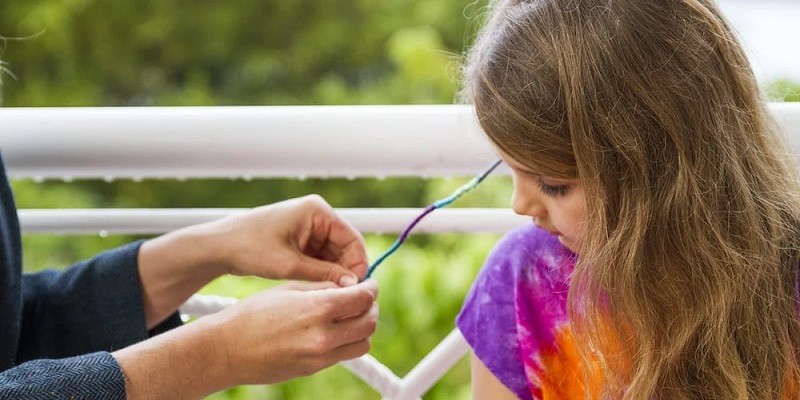 How To Do A Hair Wrap With String?