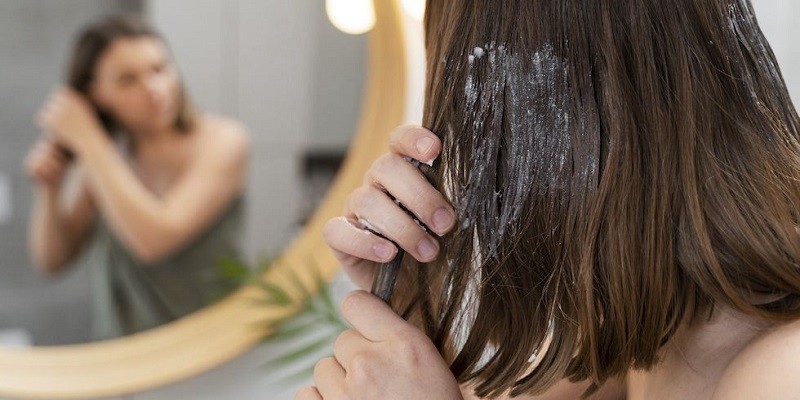 Read more about the article How To Get Vaseline Out Of Hair?