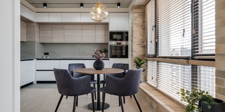 Shading Your Home with Style and Precision Exploring the Benefits of High-Quality Blind and Shade Services