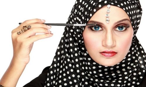 Can Muslims Wear Makeup?