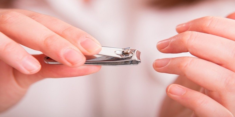 Can You Bring Finger Nail Clippers On A Plane?