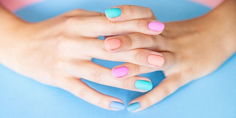 Can You Cure Regular Nail Polish Using a UV Light? Understanding the Process