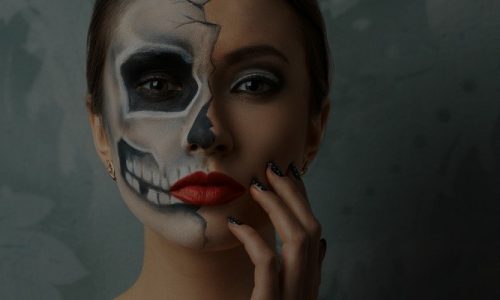 How To Make Your Own Prosthetic Makeup?