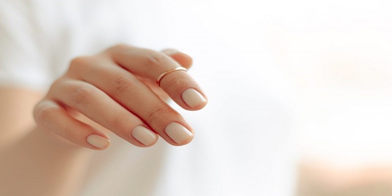 How to Fix Curled Nails on the Sides