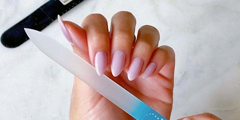 How to Properly Clean and Maintain Your Glass Nail File?